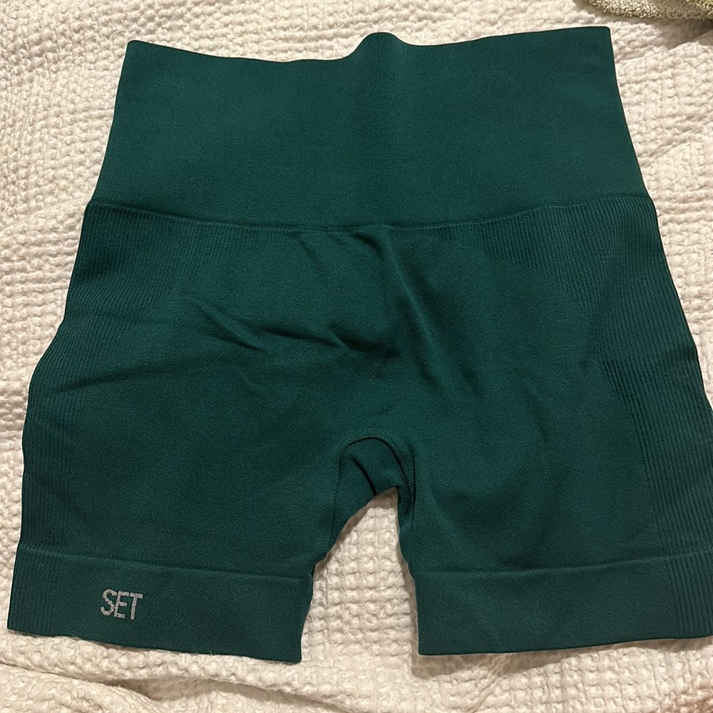 SET bike shorts